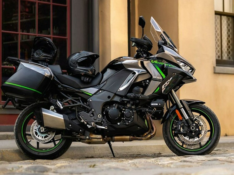 2025 Kawasaki Versys 1100 SE LT ABS