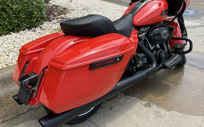 2026 Harley-Davidson Road Glide Blood Orange Black Trim