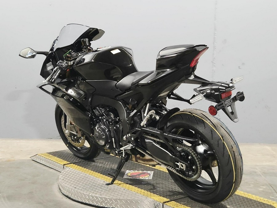 2027 Yamaha YZF-R9