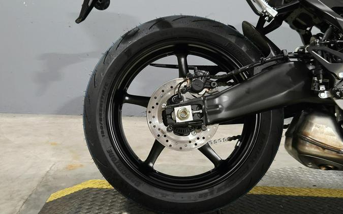 2027 Yamaha YZF-R9