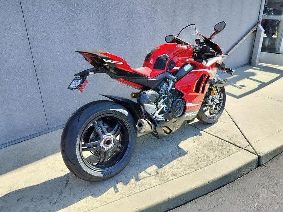 2020 Ducati Superleggera V4 Ducati Red