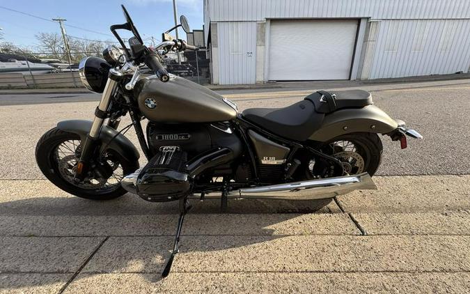 2023 BMW R 18 Manhattan Metallic Matte