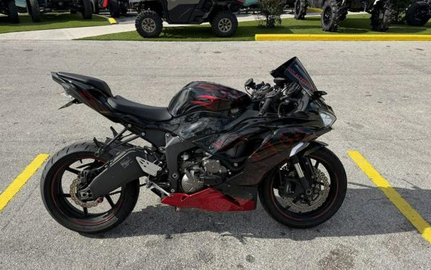 2023 Kawasaki Ninja ZX-6R Metallic Matte Graphenesteel Gray/Di