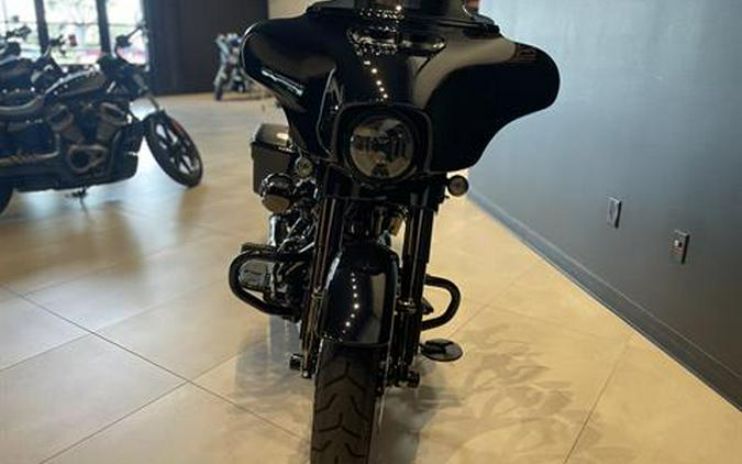 2022 Harley-Davidson CVO™ Street Glide®