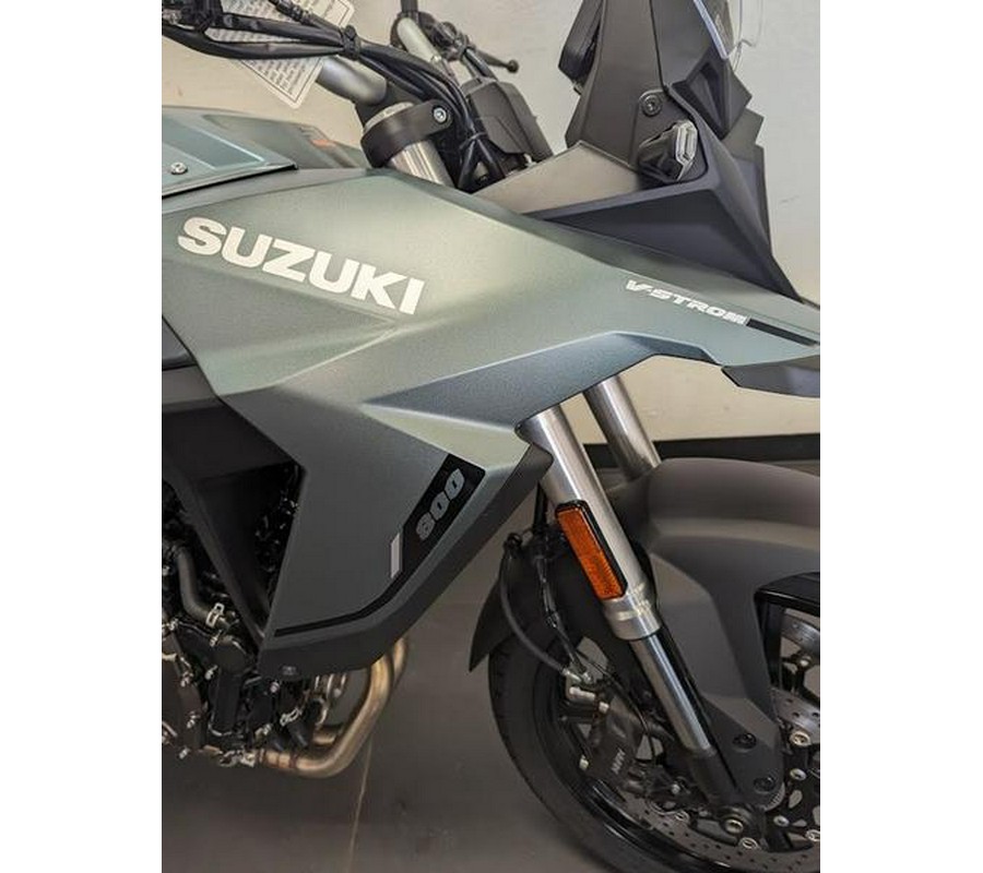 2024 Suzuki V-Strom 800