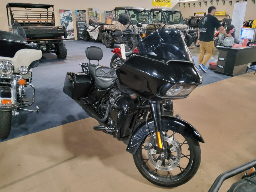 2020 Harley-Davidson Road Glide® Base