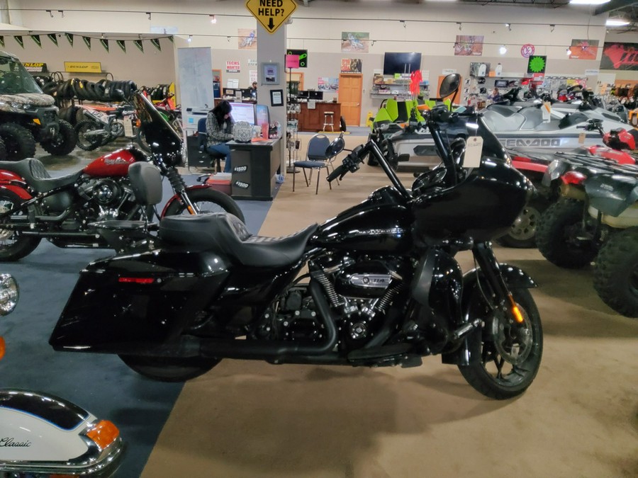 2020 Harley-Davidson Road Glide® Base