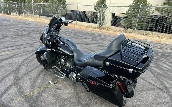 2016 Harley-Davidson® CVO™ Street Glide®