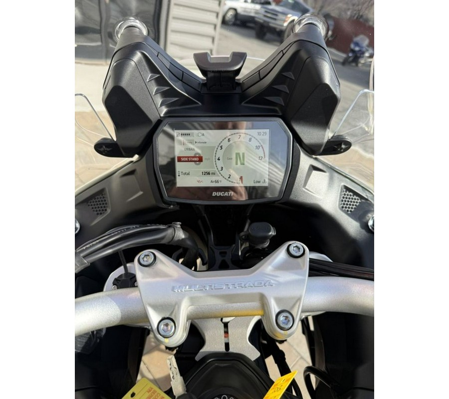 2025 Ducati Multistrada V2 S Storm Green