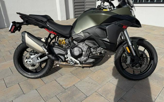 2025 Ducati Multistrada V2 S Storm Green