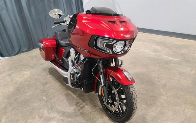 2025 Indian Challenger Limited Sunset Red Metallic