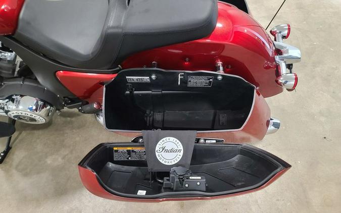 2025 Indian Challenger Limited Sunset Red Metallic
