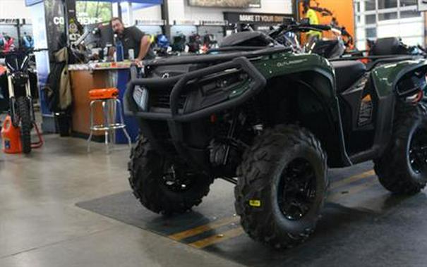 2024 Can-Am Outlander PRO XU HD7