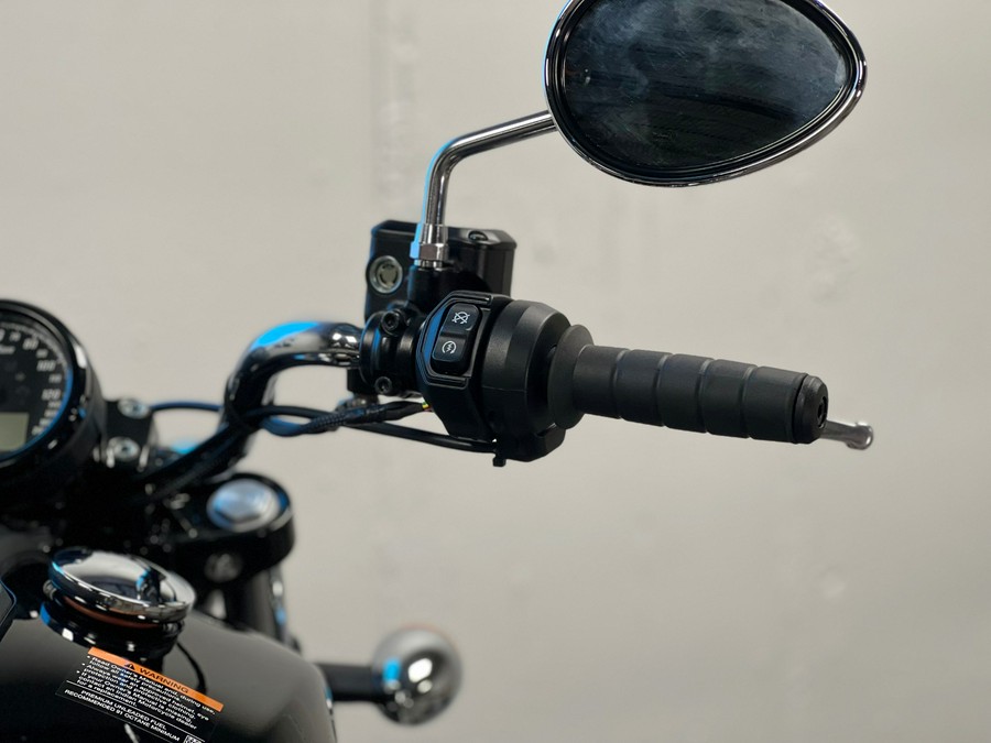 2025 Indian Motorcycle Scout® Sixty Classic Limited