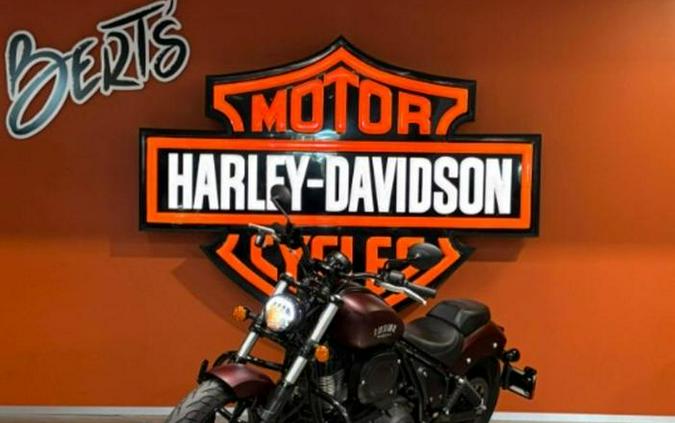 2023 Indian Motorcycle® Chief® ABS Maroon Metallic Smoke