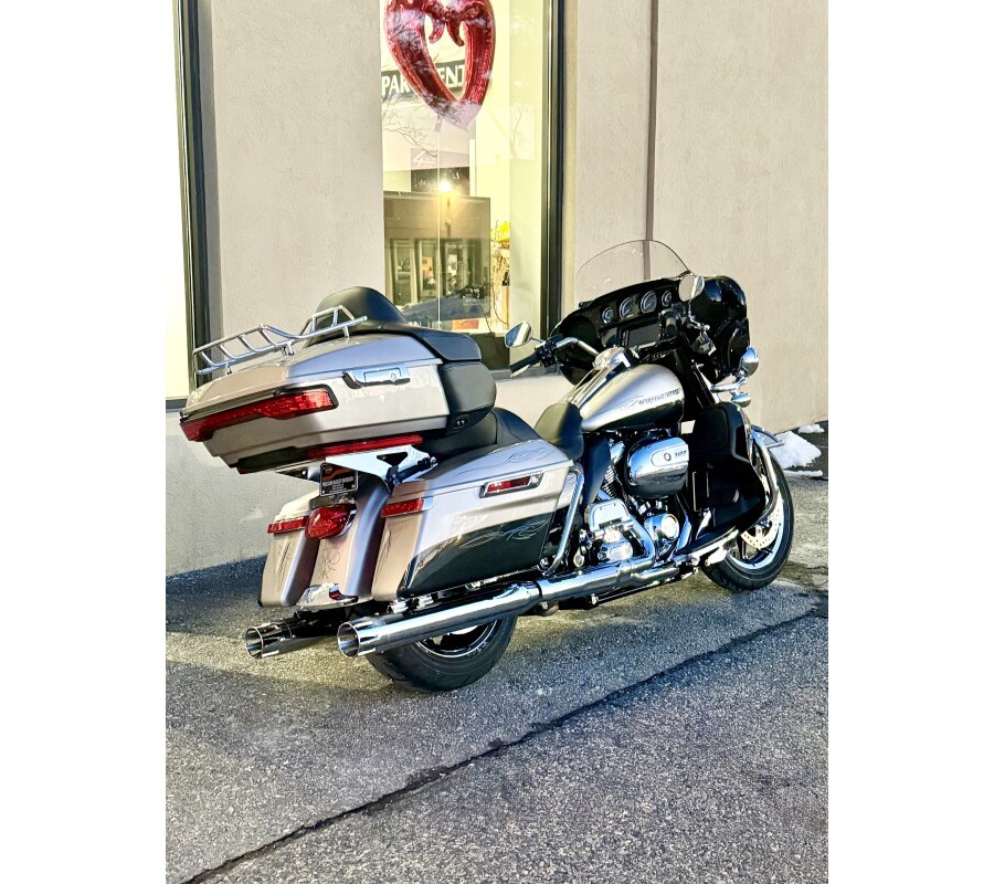 2018 Harley-Davidson® Ultra Limited Low FLHTKL - LOW MILEAGE