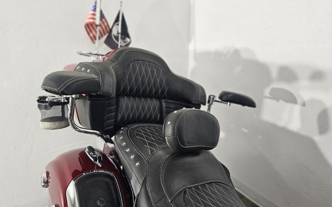 2019 Indian Roadmaster Elite Wildfire Red Candy/Thunder Black Crystal/24k Gold