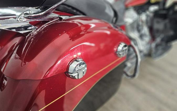 2019 Indian Roadmaster Elite Wildfire Red Candy/Thunder Black Crystal/24k Gold