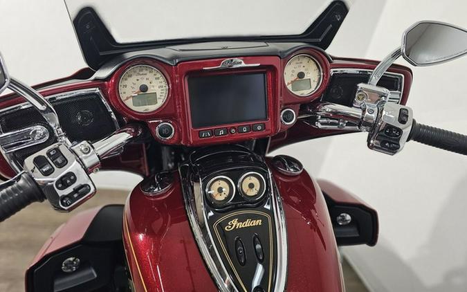 2019 Indian Roadmaster Elite Wildfire Red Candy/Thunder Black Crystal/24k Gold