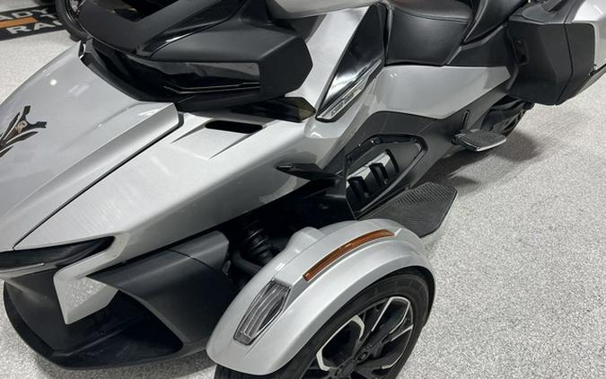 2022 Can-Am Spyder RT Limited Chrome Wheels
