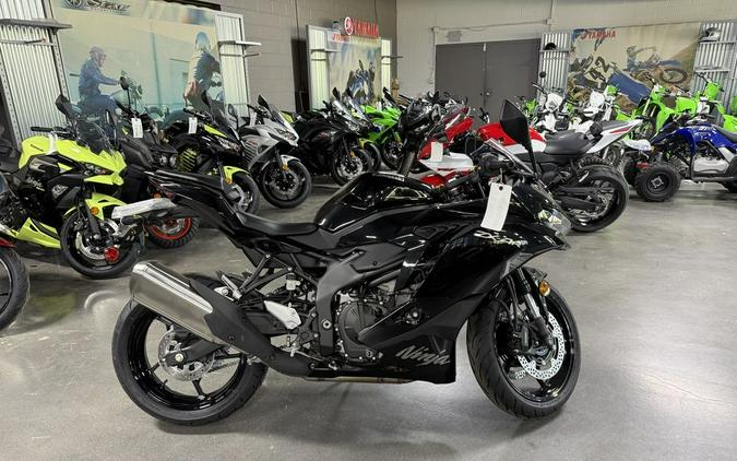 2025 Kawasaki NINJA® ZX™-4R ABS