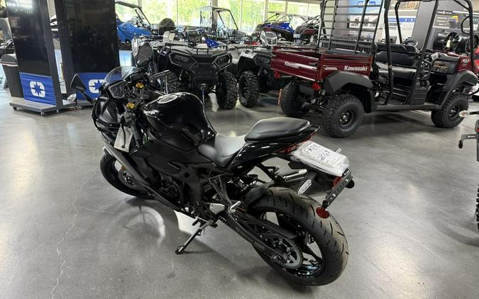 2025 Kawasaki NINJA® ZX™-4R ABS