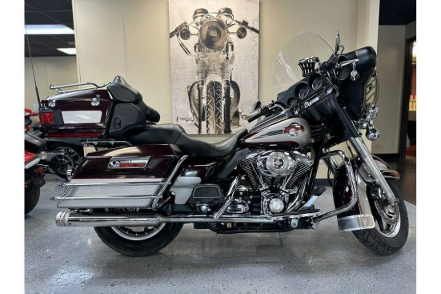 2007 Harley-Davidson® FLHTCU