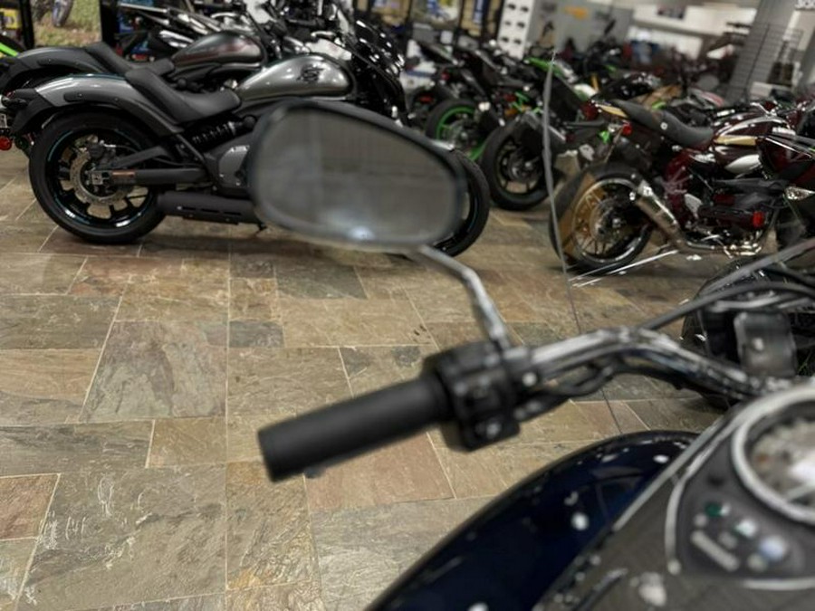 2025 Kawasaki Vulcan® 900 Classic LT