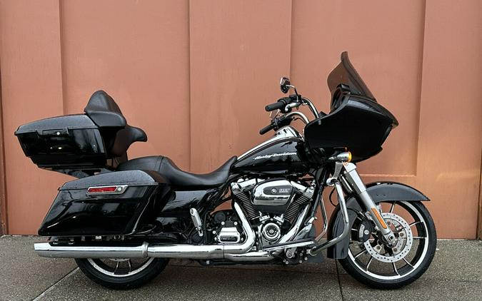 2020 Harley-Davidson® Road Glide® Vivid Black
