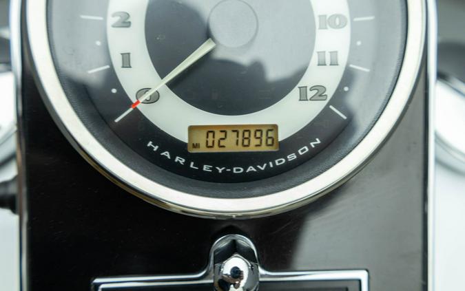 2010 HARLEY DAVIDSON FLSTN SOFTAIL DELUXE