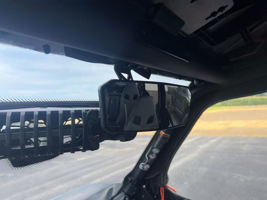 2024 Can-Am® Commander MAX XT 1000R