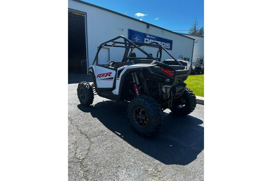 2024 Polaris Industries RZR XP 1000 Sport White Lightning