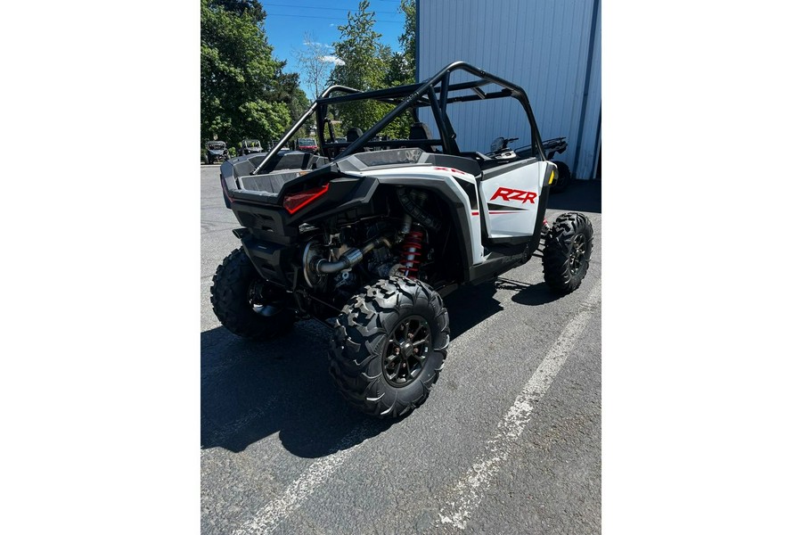 2024 Polaris Industries RZR XP 1000 Sport White Lightning