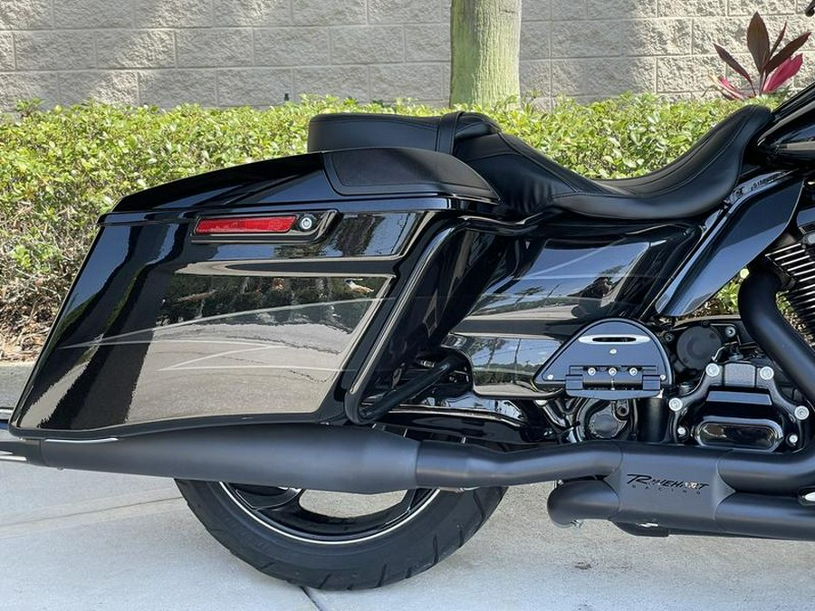 2017 Harley-Davidson® FLHXSE - CVO™ Street Glide®