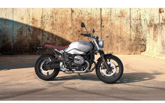 2023 BMW RNINET SCR