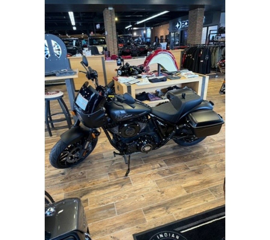 2025 Indian Sport Chief RT Black Smoke