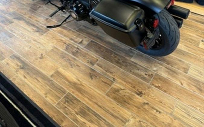 2025 Indian Sport Chief RT Black Smoke