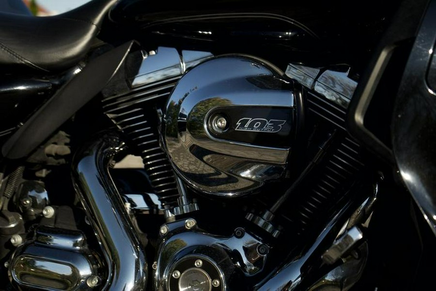 2016 Harley-Davidson® FLTRU - Road Glide® Ultra