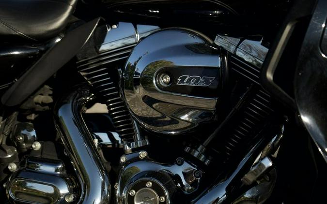 2016 Harley-Davidson® FLTRU - Road Glide® Ultra