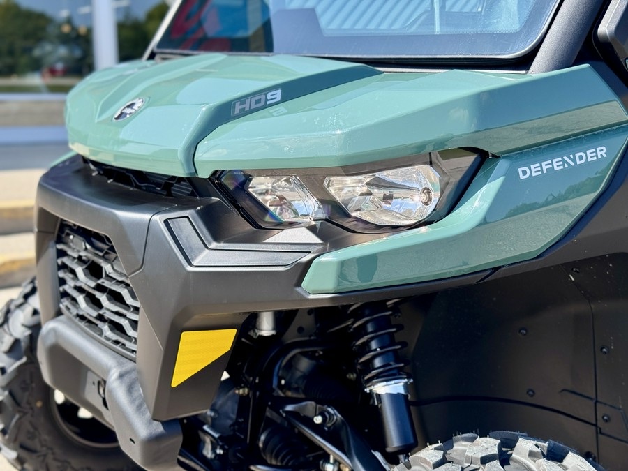 2026 Can-Am Defender DPS CAB HD9