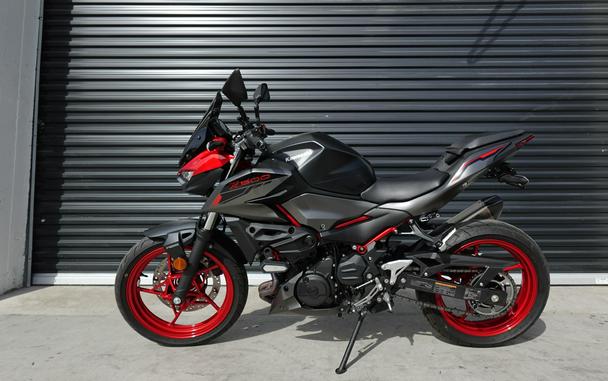 2025 Kawasaki Z500 SE ABS