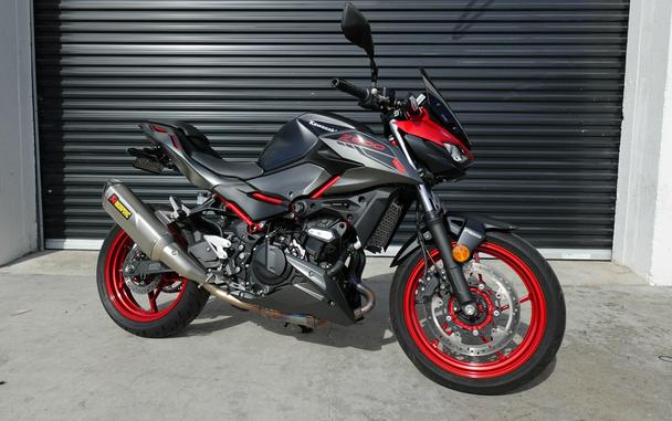 2025 Kawasaki Z500 SE ABS