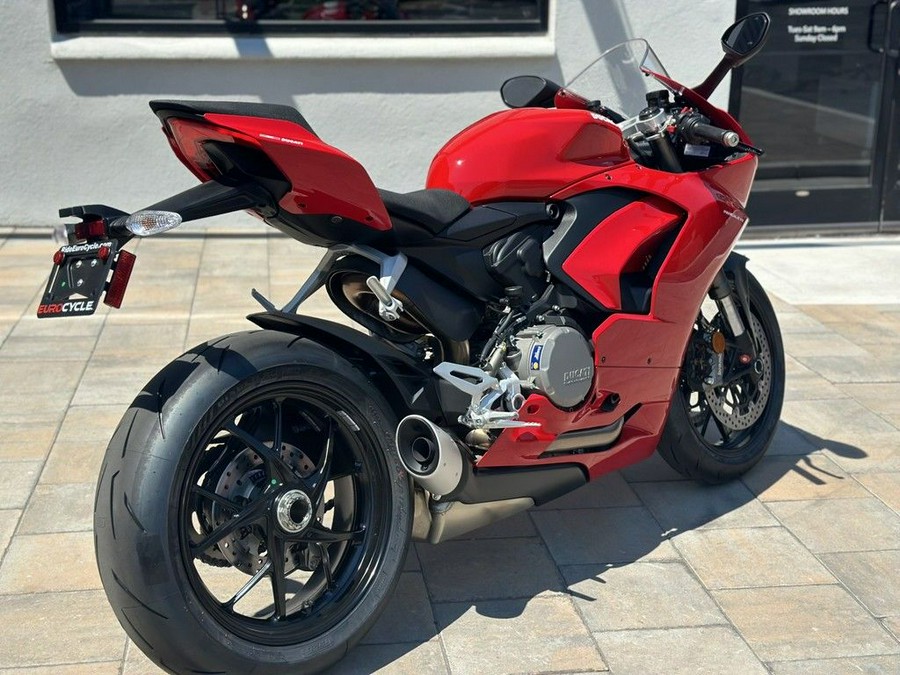 2025 Ducati Panigale V2 Ducati Red