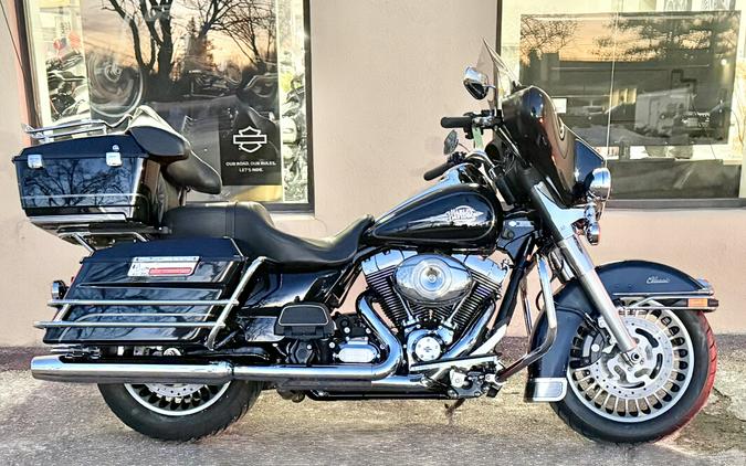 2012 Harley-Davidson® Electra Glide® Classic FLHTC