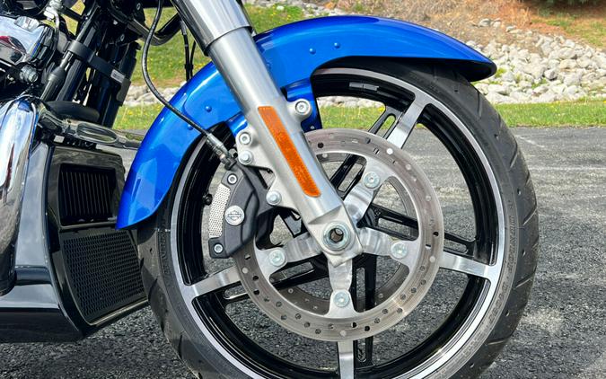 FLTRX 2025 Road Glide
