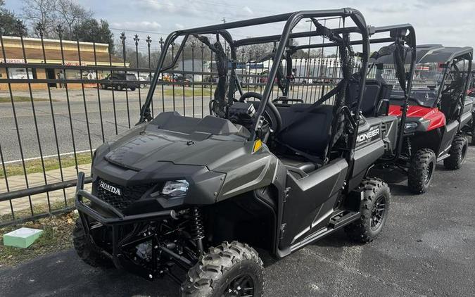 2026 Honda® Pioneer 700-4 Deluxe