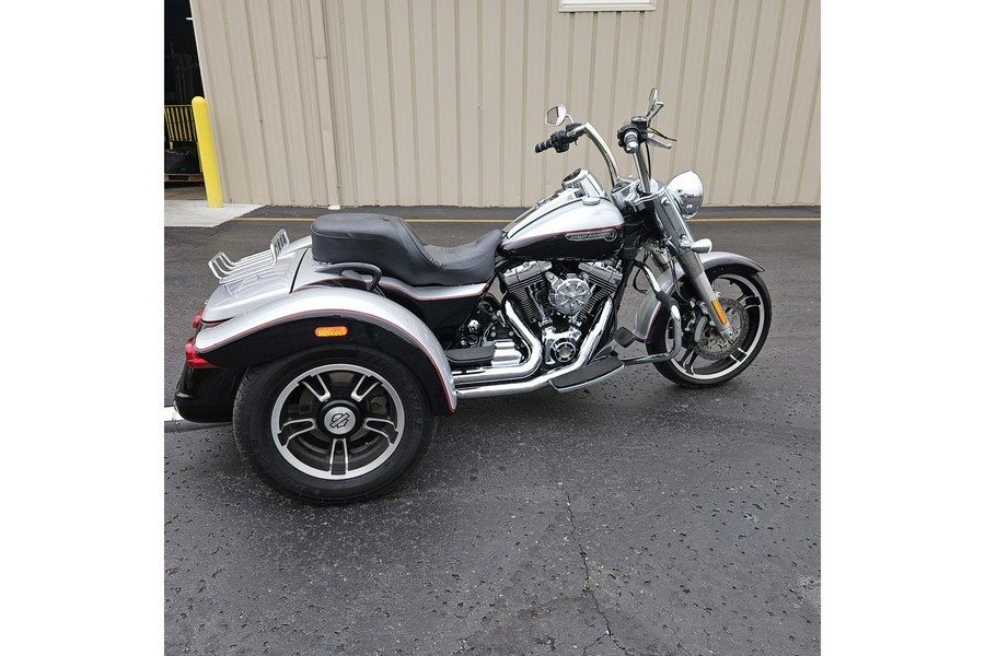 2015 Harley-Davidson® FREEWHEELER