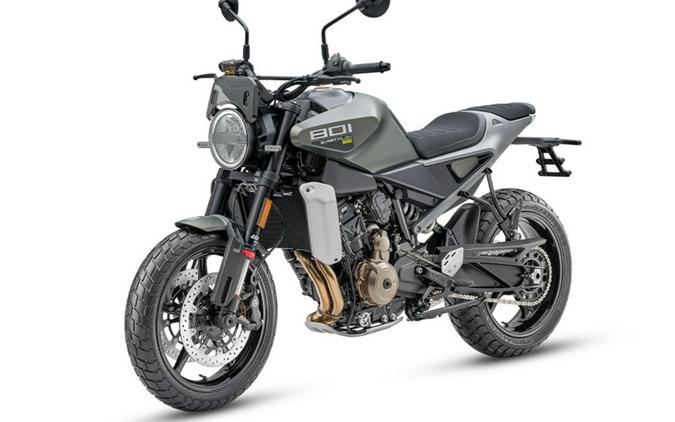 2027 Husqvarna® Svartpilen 801 SE