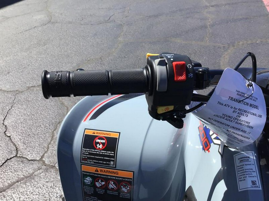 2025 Polaris® Phoenix 200