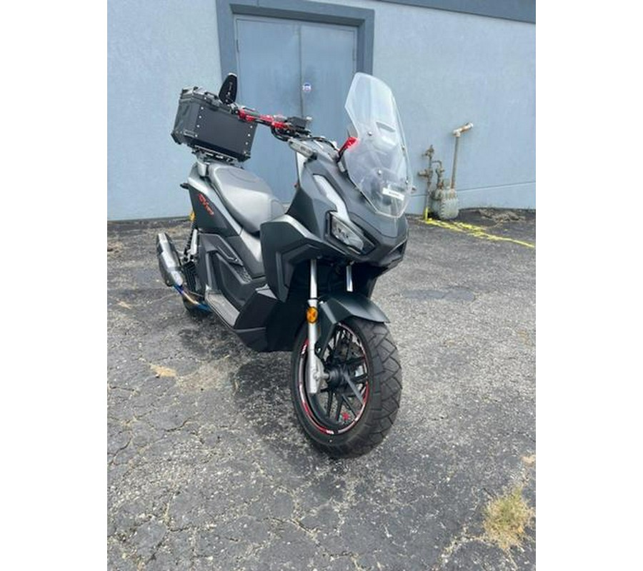 2025 Honda® ADV160